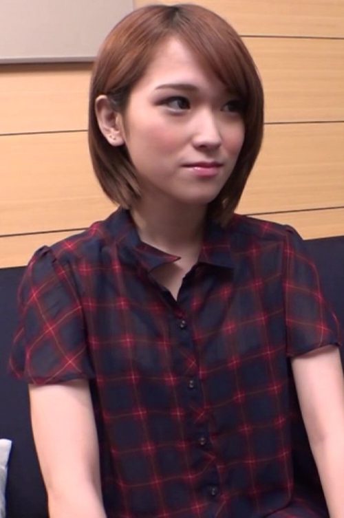 TSSR-2601 おじさんのためにセクシーな下着をつけてセックスの相手をするスレンダー美少女