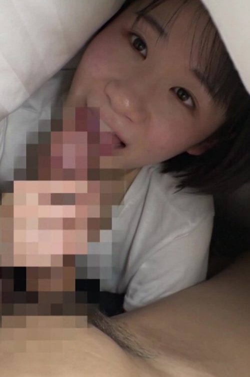 TSSR-2625 友達の横で堂々セックス！！バレないようにハメ撮り